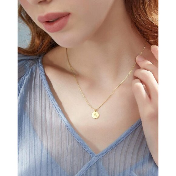 Personalized 18k Gold Initial Necklace - Elegant Minimalist Jewelry for Her - Picture 4 of 9